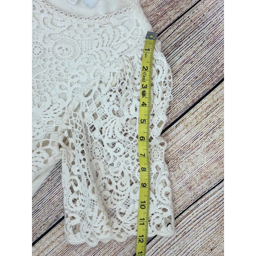 Eri + Ali Anthropologie White Crochet‎ Overlay Top Size Medium Short Sleeve Boho